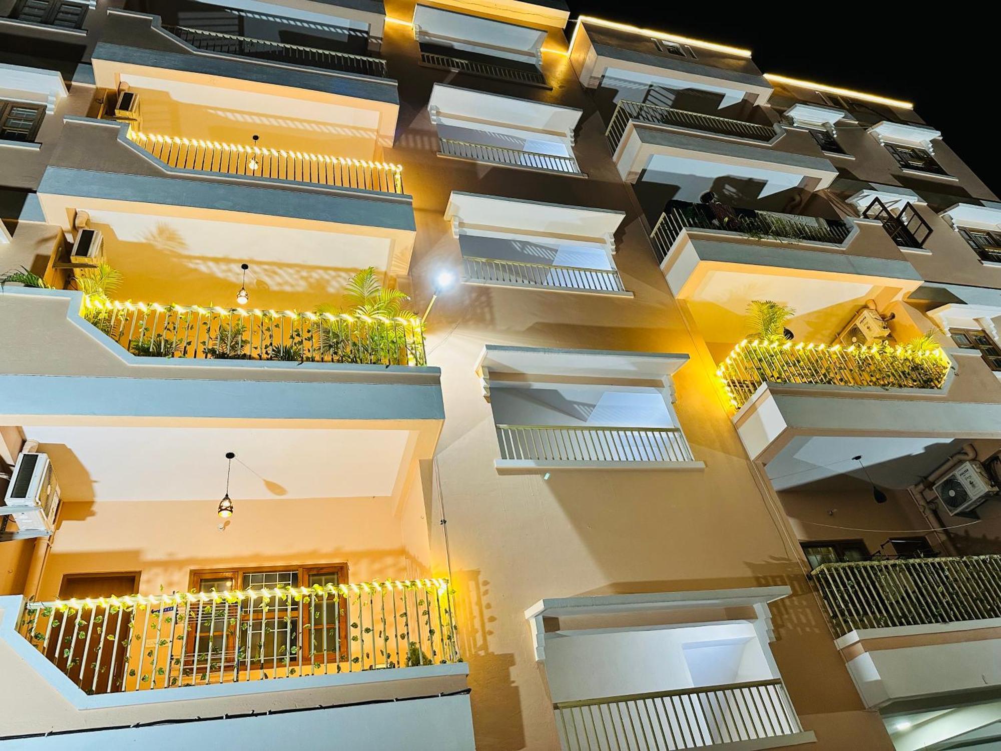 Zoomstay - 3Bhk Apartments Varanasi Eksteriør bilde